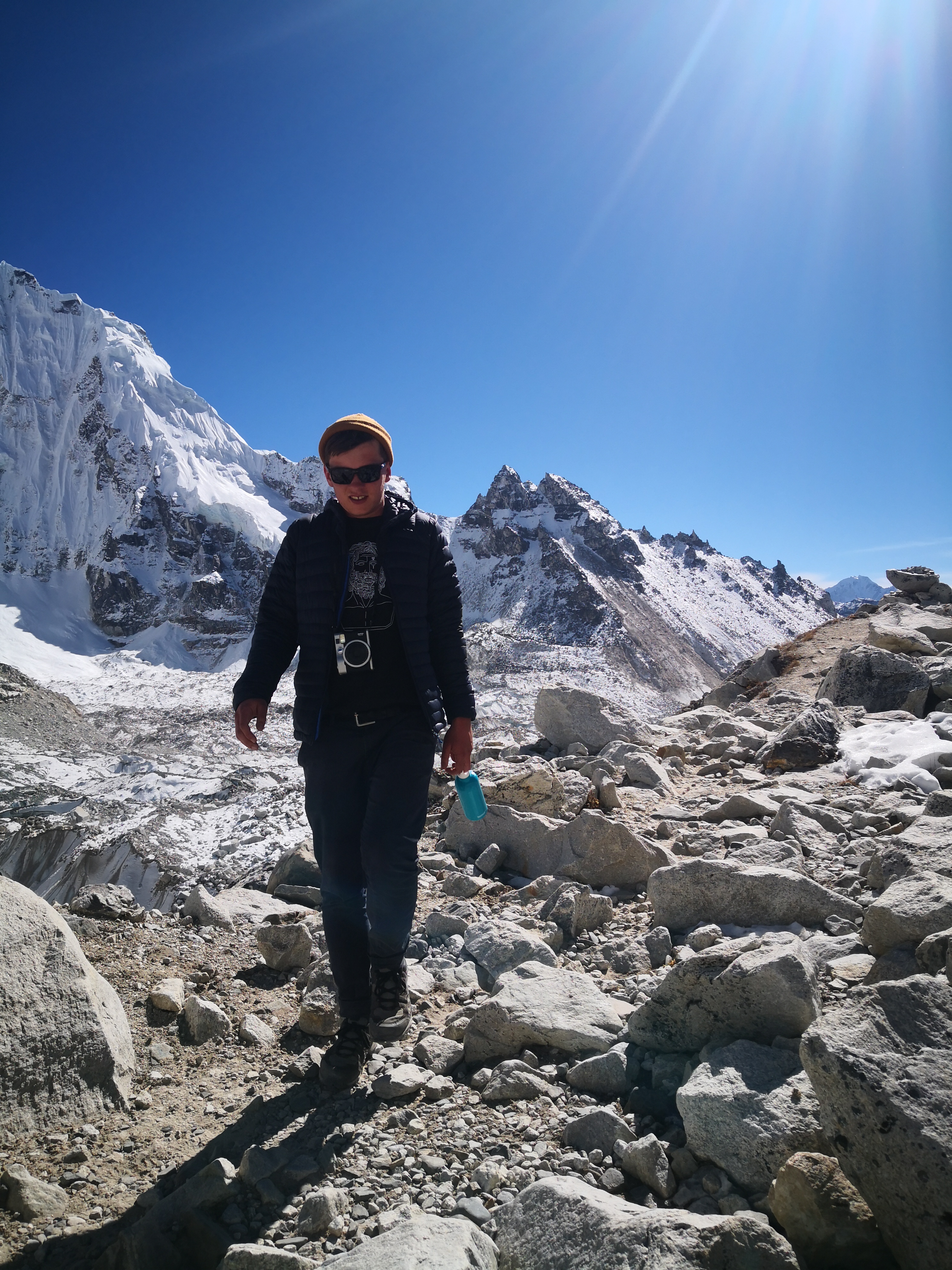 Lobuche to Everest base camp / gorakshep 5165 M - 5,364 m