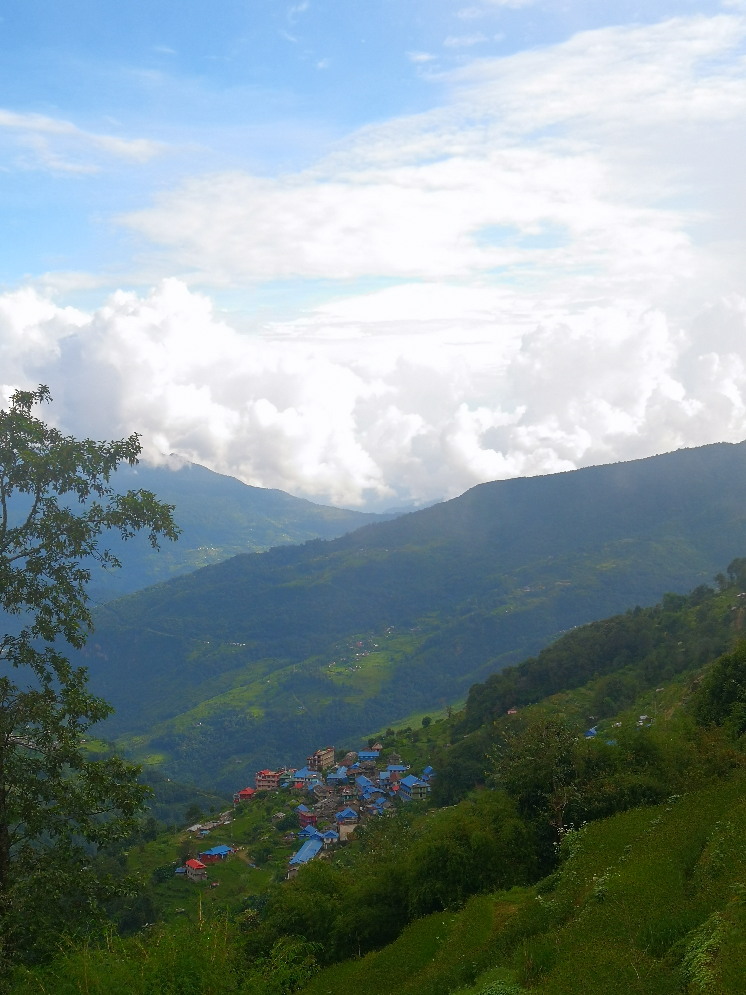Pokhara to ulleri - 2,050 m