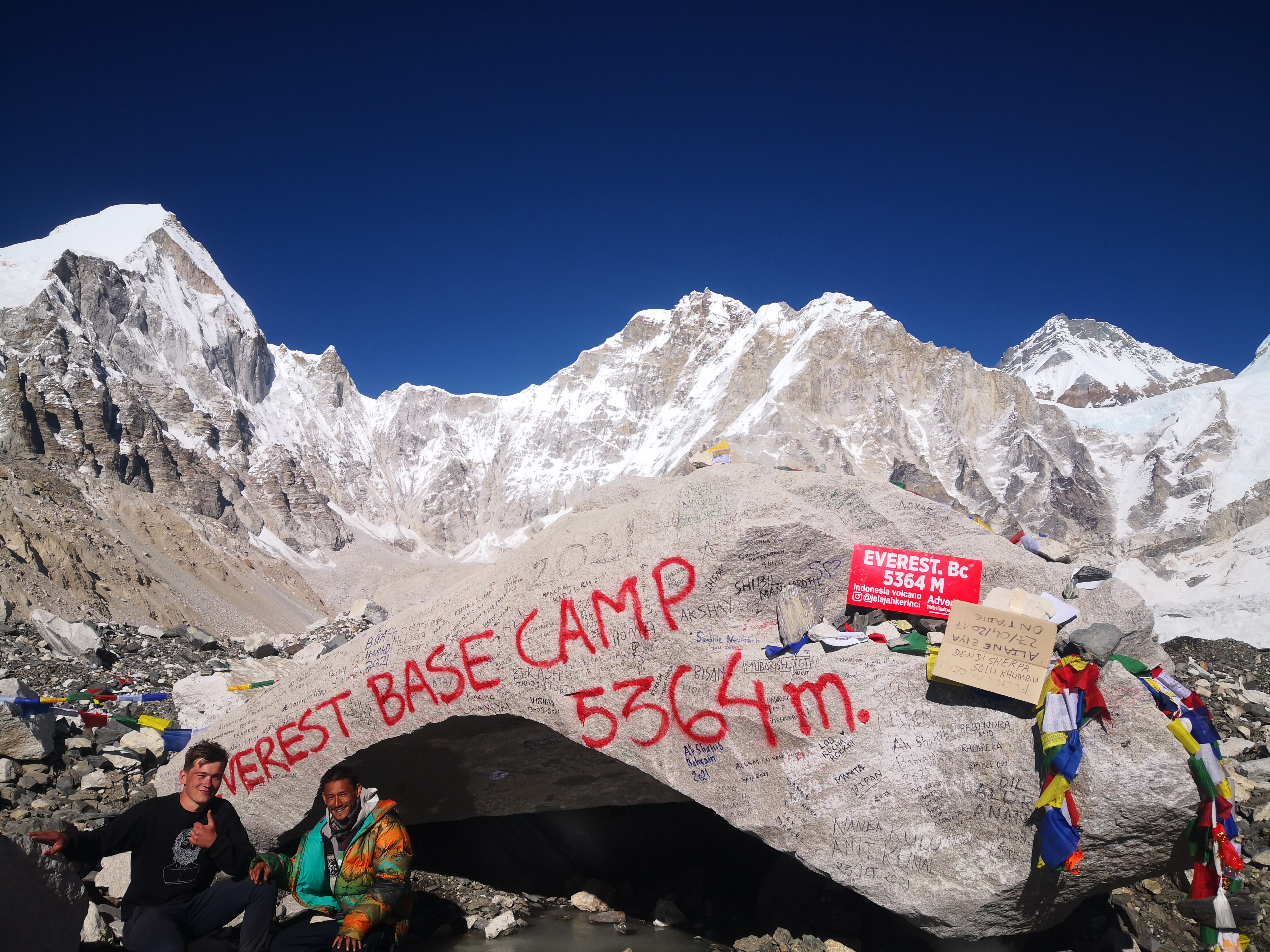 Everest Base Camp - photo 8