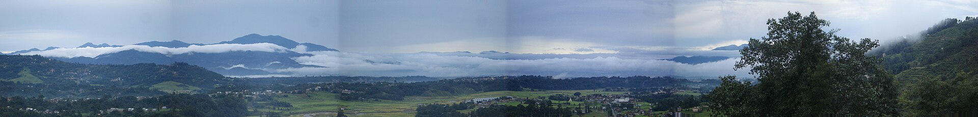 Chisapani to Sundarijal, drive to Kathmandu - 1,400 m